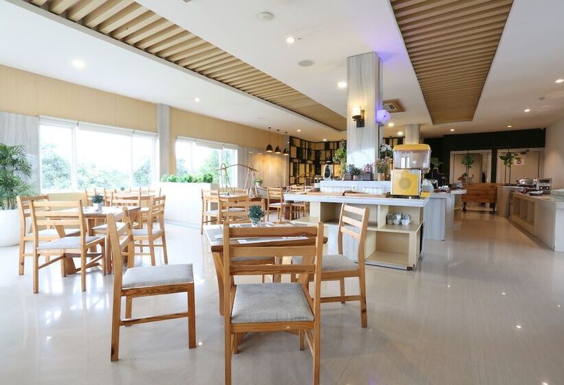 Luminor Hotel Banyuwangi By Wh