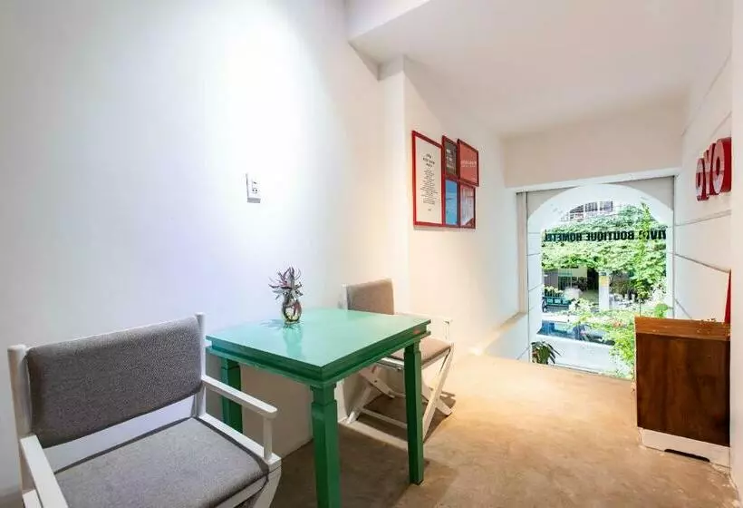 ペンション Gis Hotel Nha Trang & Motorbike Rental