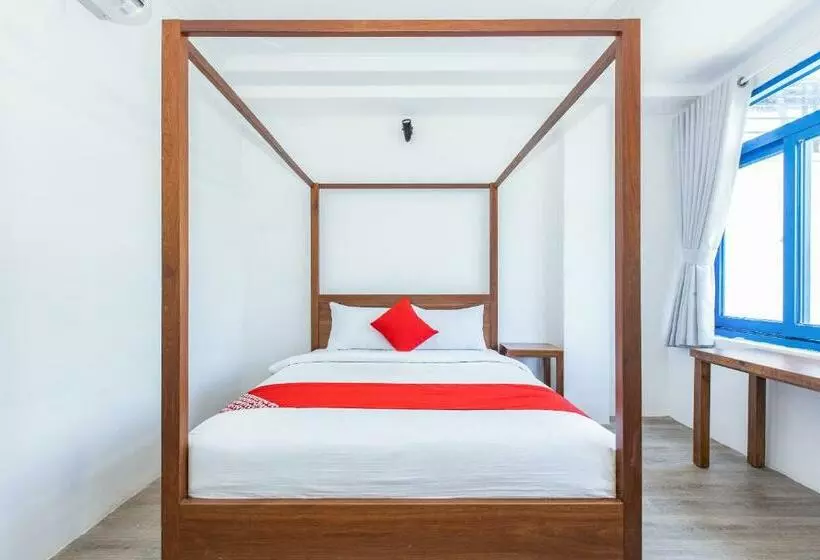 ペンション Gis Hotel Nha Trang & Motorbike Rental