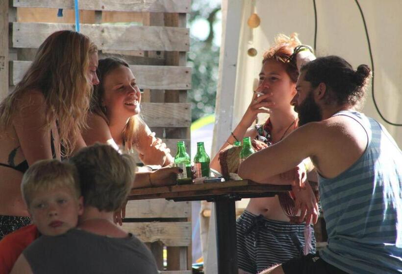 Progress Outdoor Surf Hostel