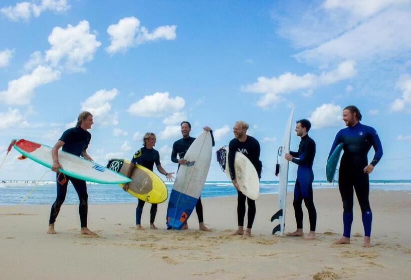 Progress Outdoor Surf Hostel