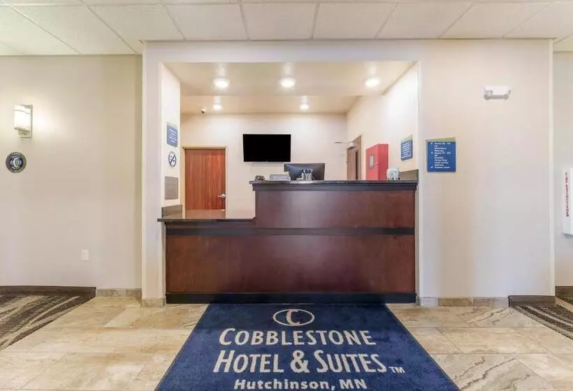 Cobblestone Hotel & Suites   Hutchinson