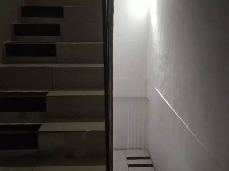 Coconut Hotel Hostel