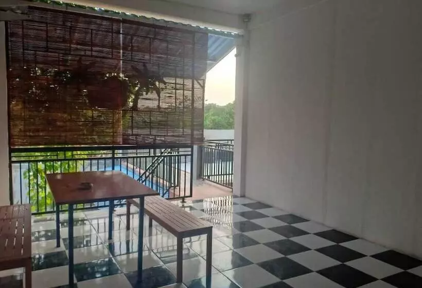 Coconut Hotel Hostel