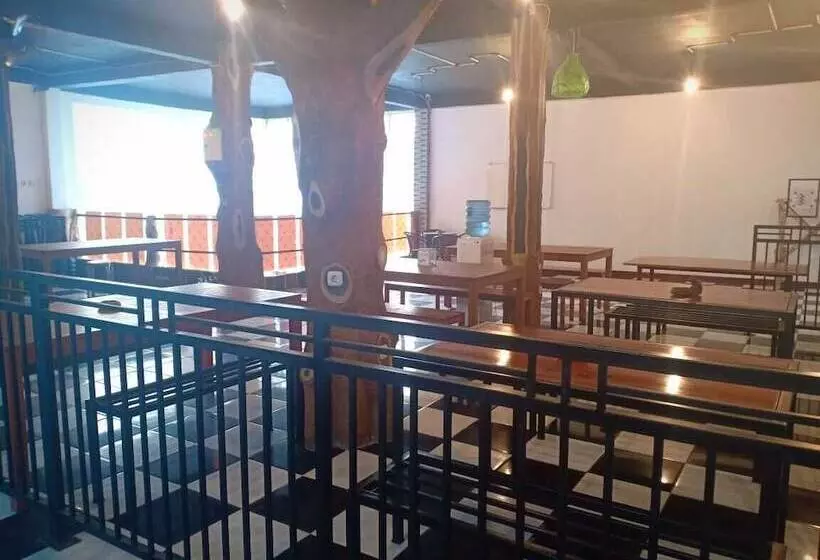 Coconut Hotel Hostel