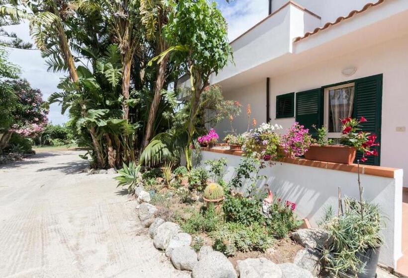 펜션 Europa Rooms And Restaurant