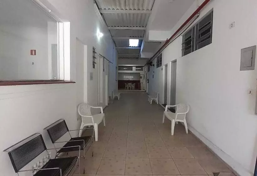 پانسیون Pousada Baraúna