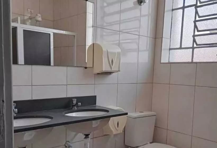 پانسیون Pousada Baraúna