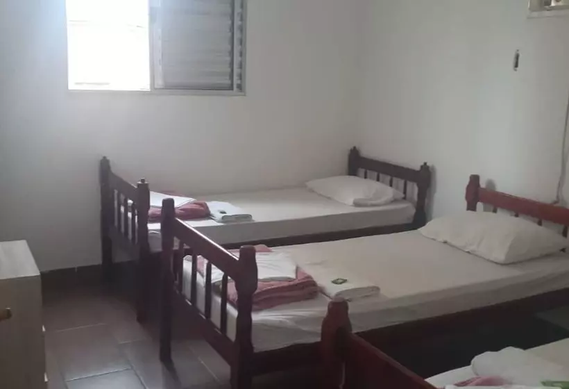 پانسیون Pousada Baraúna