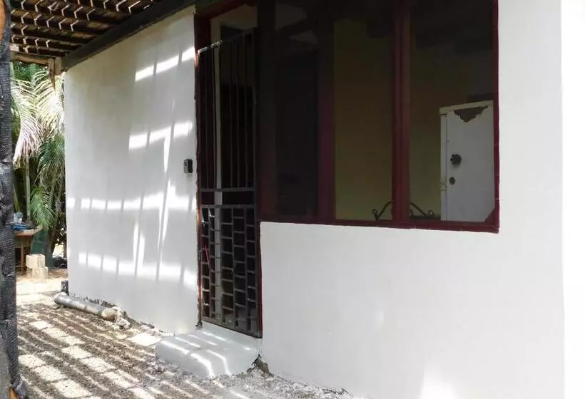 Retkeilymaja Chill Inn Nosara