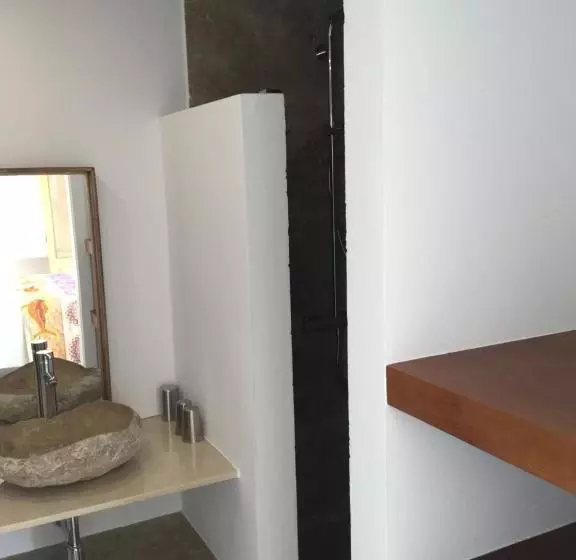 Casabah Bed & Breakfast