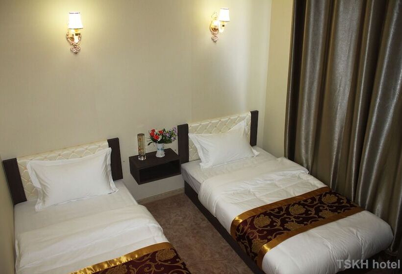 هتل Tsetsen Khangai