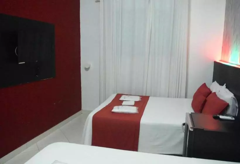 ホテル Basilio Reformado Pelo Sbt