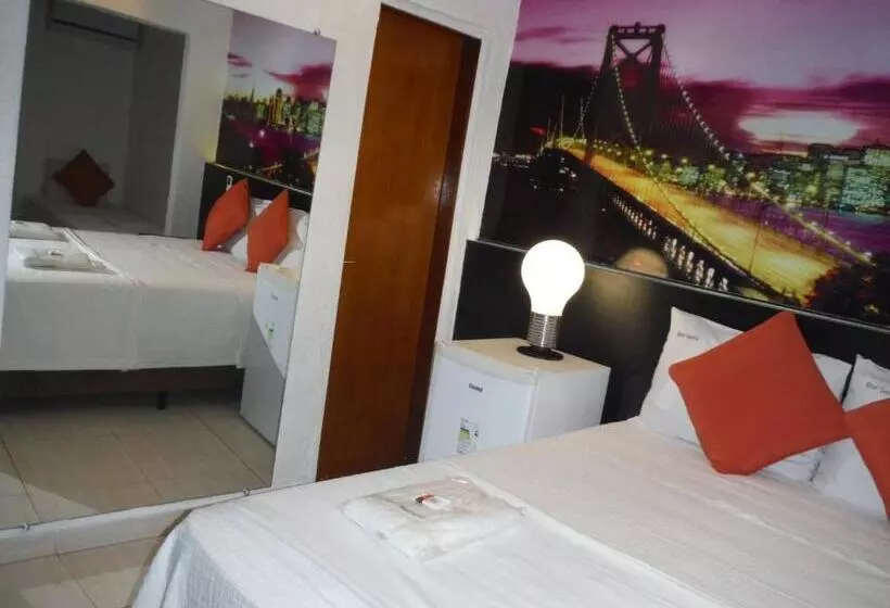 ホテル Basilio Reformado Pelo Sbt