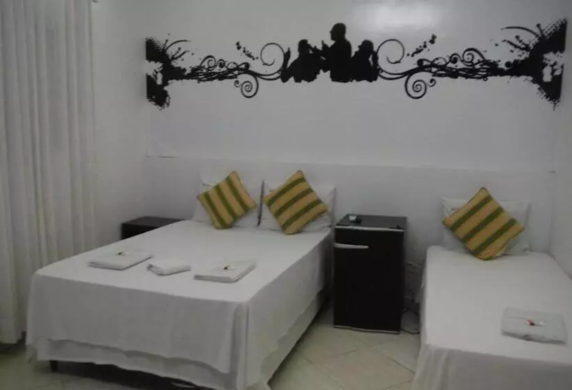 ホテル Basilio Reformado Pelo Sbt