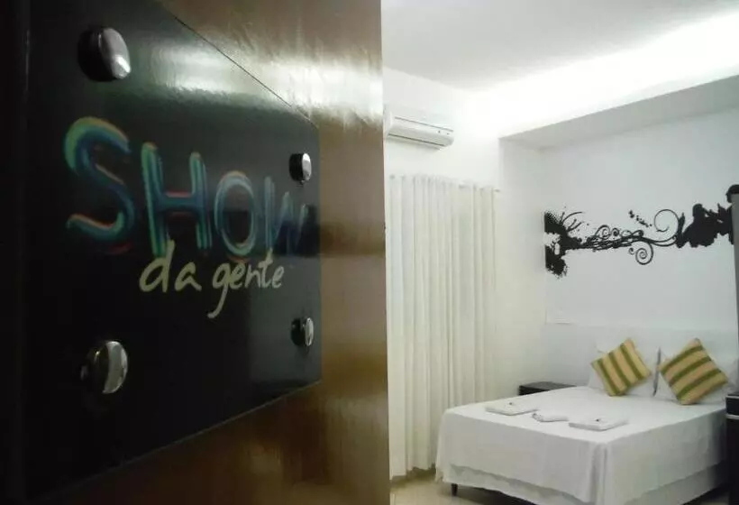 ホテル Basilio Reformado Pelo Sbt