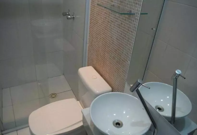 ホテル Basilio Reformado Pelo Sbt