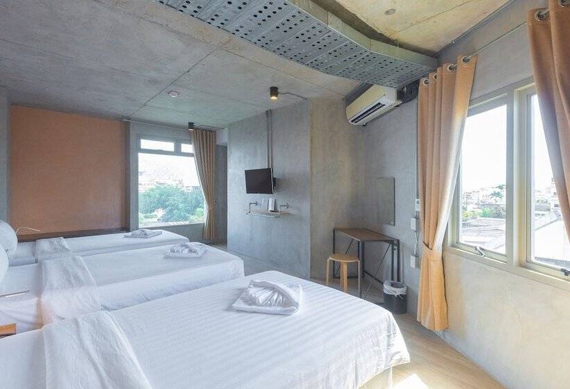 Ecoloft Hotel   Sha Plus