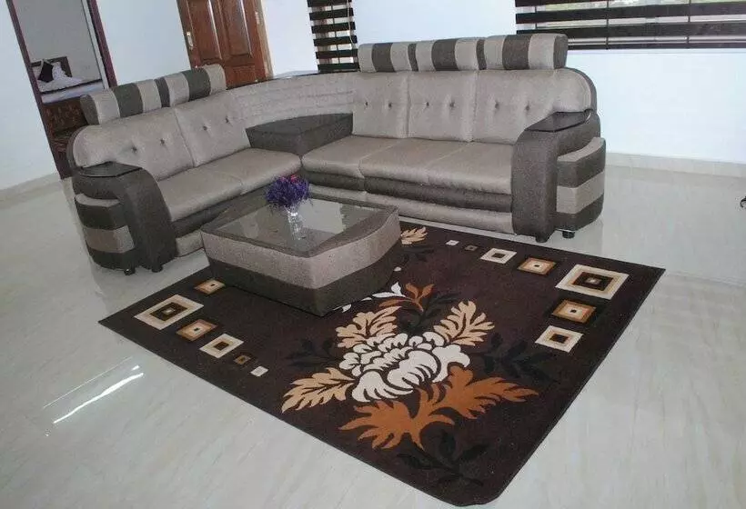 Hotelli Ulo Armster Palace