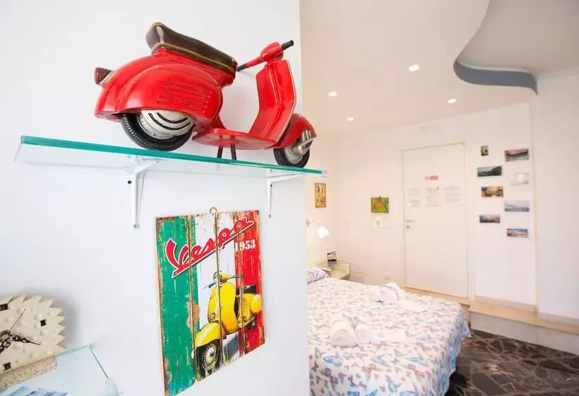 پانسیون Versomare