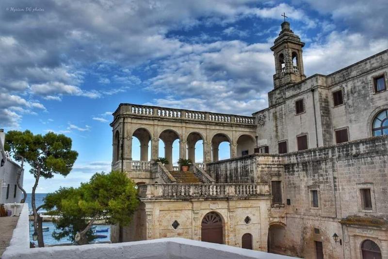 پانسیون Versomare