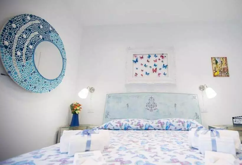 پانسیون Versomare