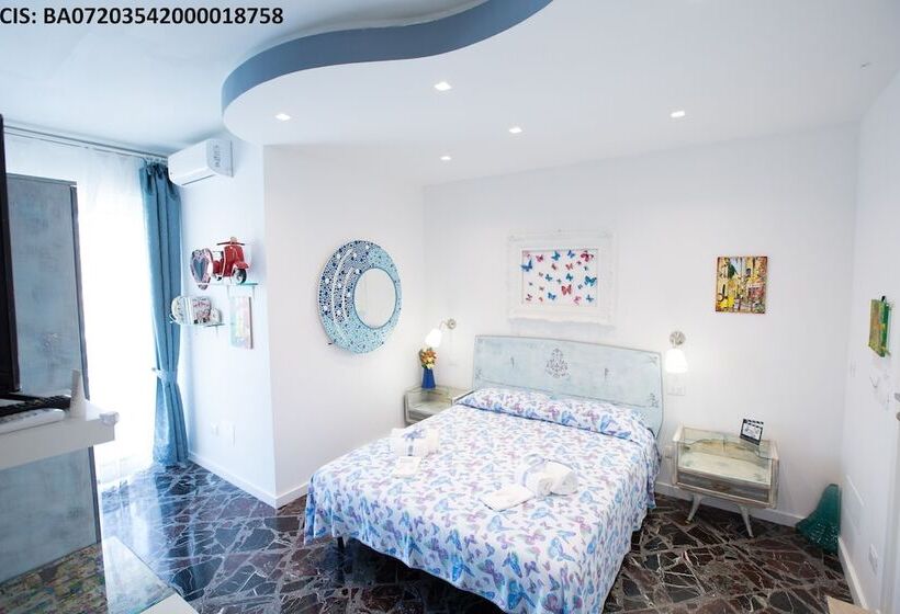 پانسیون Versomare