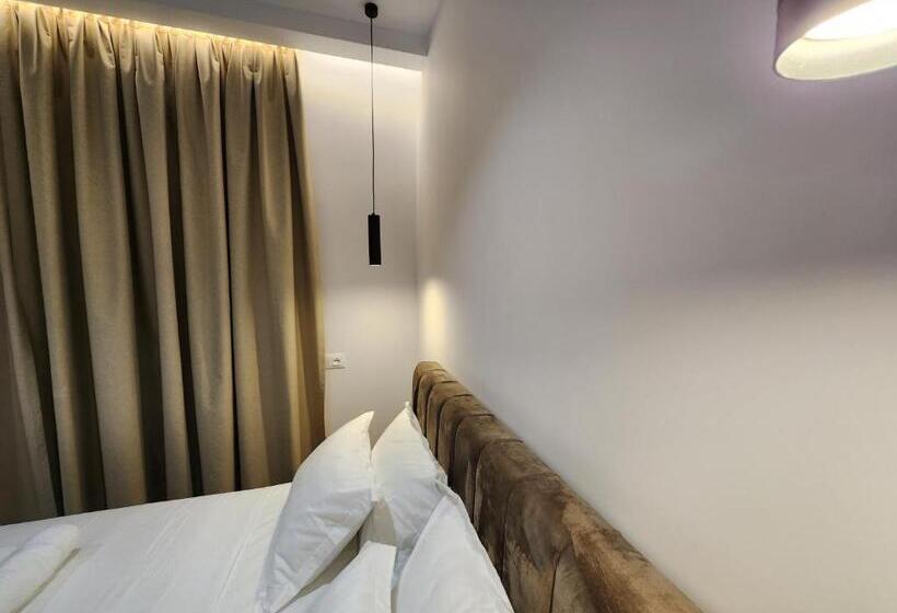 ペンション Sea Front Villa