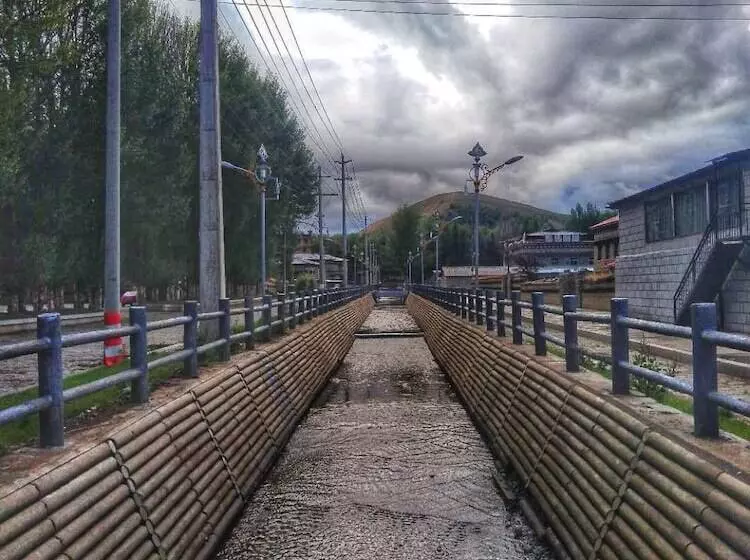 Majatalo Zishuo Zihua Guest House