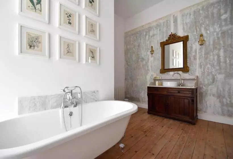 Aamiaismajoitus (B&B) Manoir De Plaisance