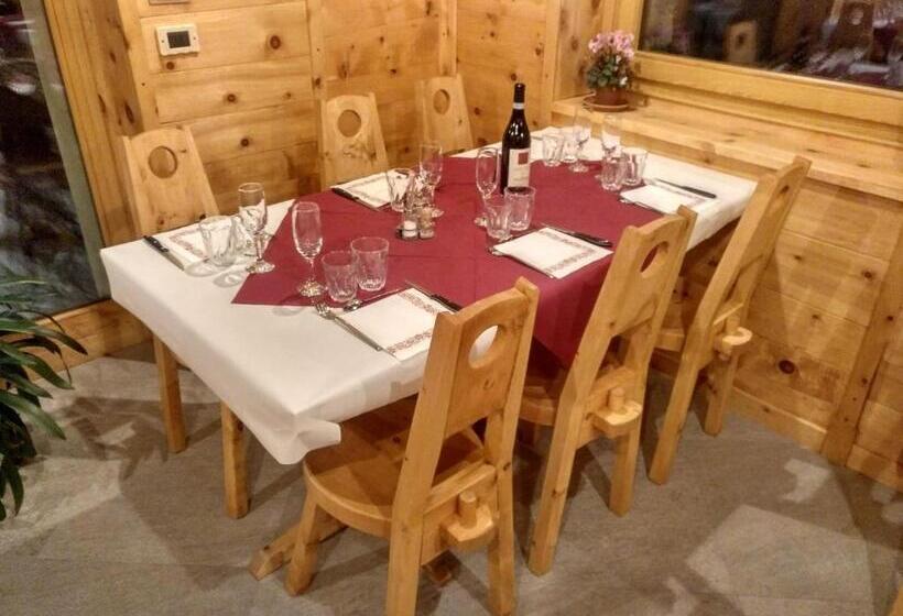 בית מלון כפרי Delfin Dal Pianhol