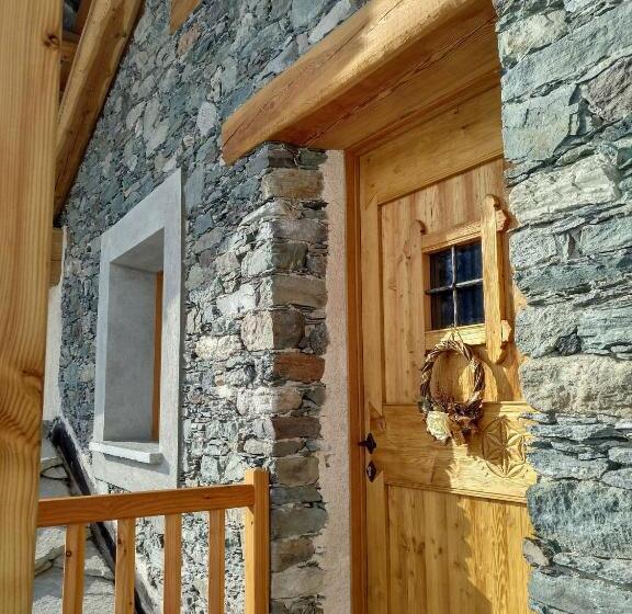 בית מלון כפרי Delfin Dal Pianhol