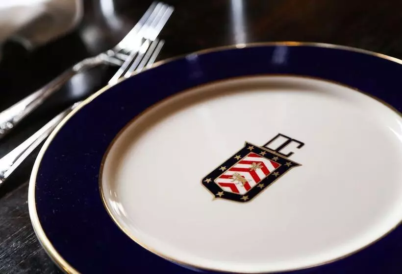 Hotelli The Detroit Club