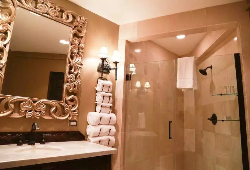 Hotelli The Detroit Club