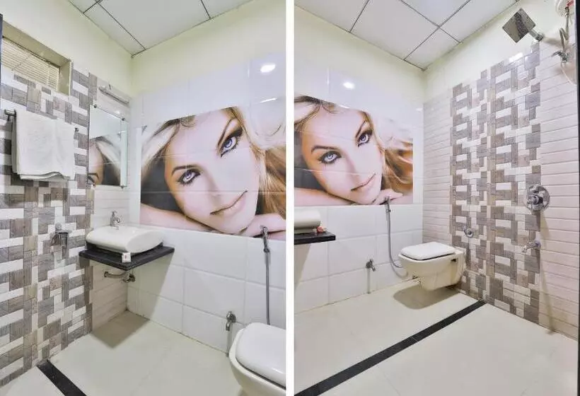 هتل O Lotus Residency