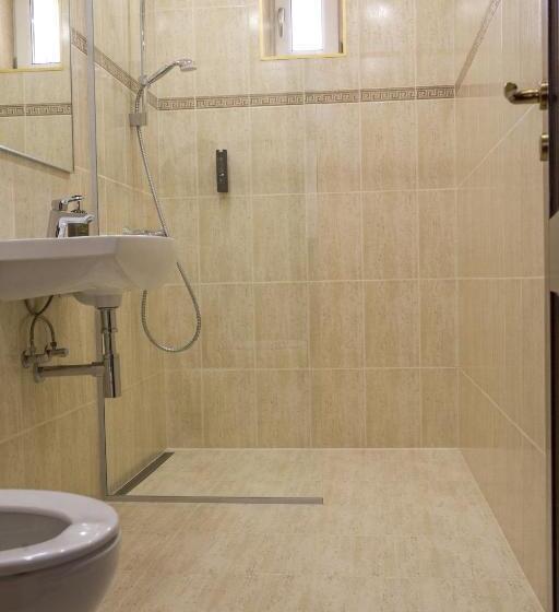 پانسیون Casa Alexandra