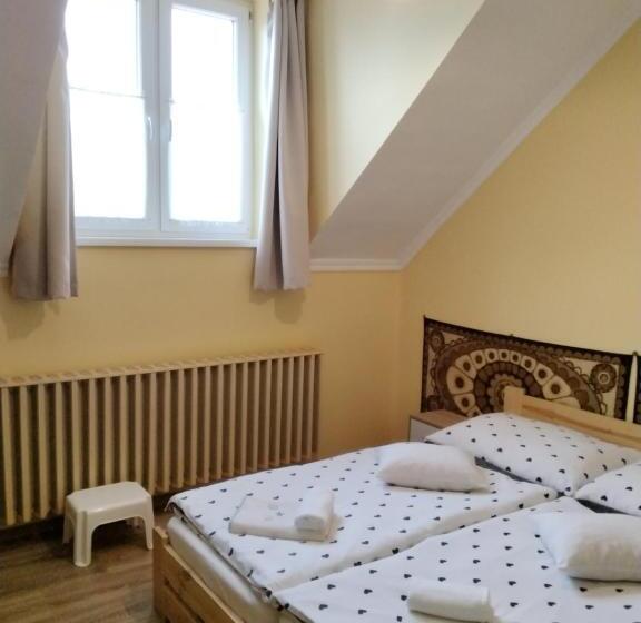 펜션 Gulyás Vendégház