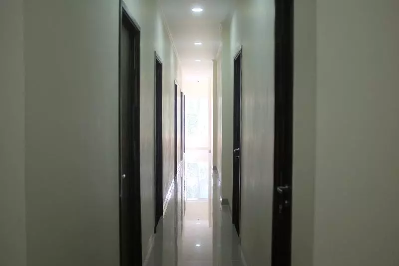 ペンション Reddoorz Plus Near Mall Ciputra Jakarta