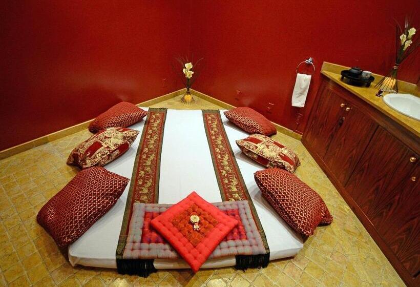 Sunset Beach Resort Marina & Spa