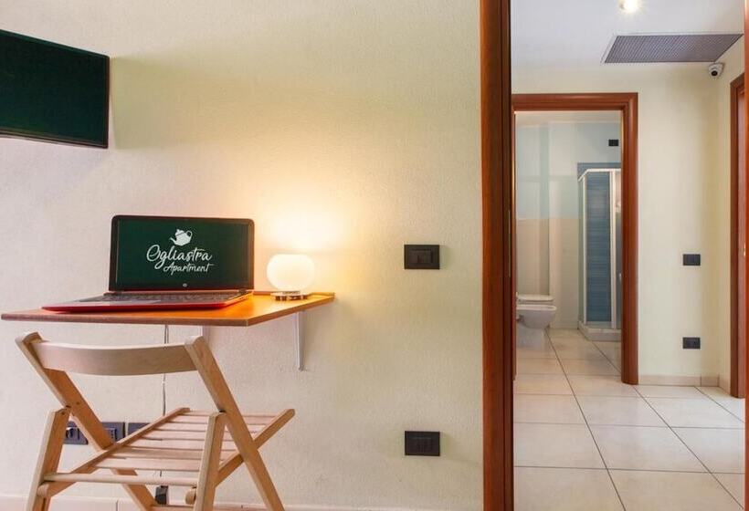 مبيت وإفطار Ogliastra Apartment Rooms