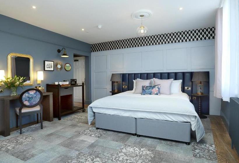 مبيت وإفطار St Martins Lodge