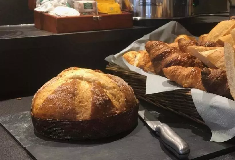 هتل Chalet Starlight