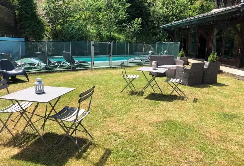 هتل Chalet Starlight