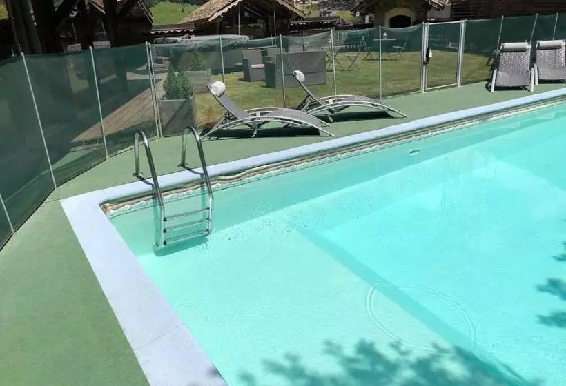 هتل Chalet Starlight