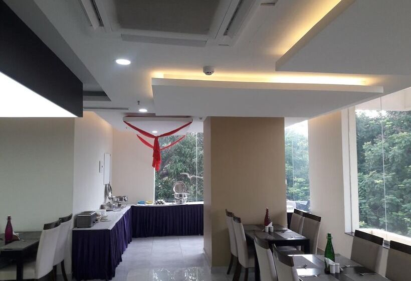 Hôtel Lance International