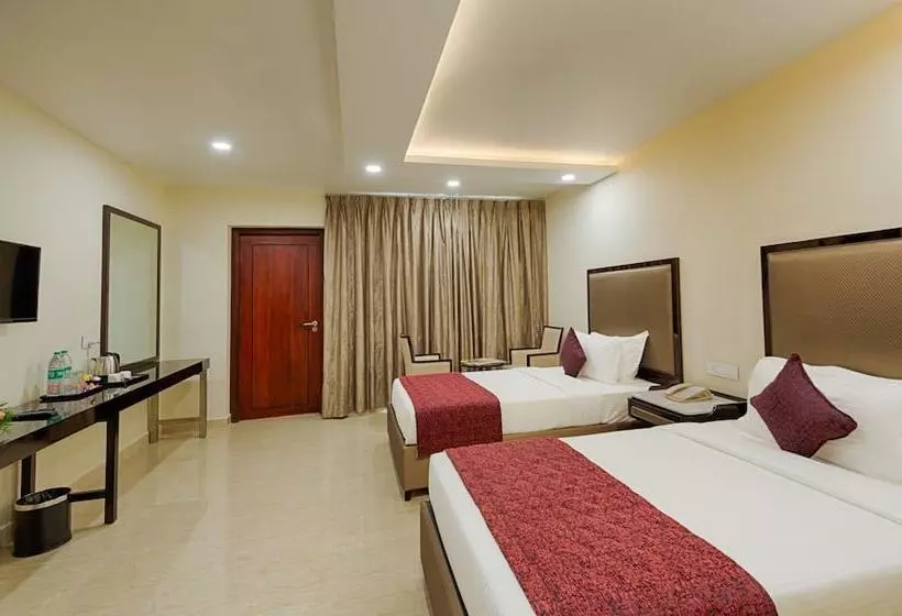 Hotelli Lance International