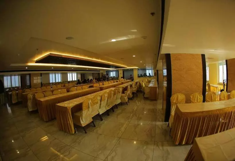 Hotelli Lance International