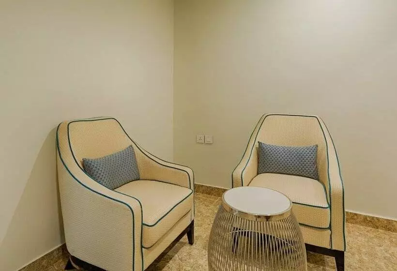 Hotelli Lance International