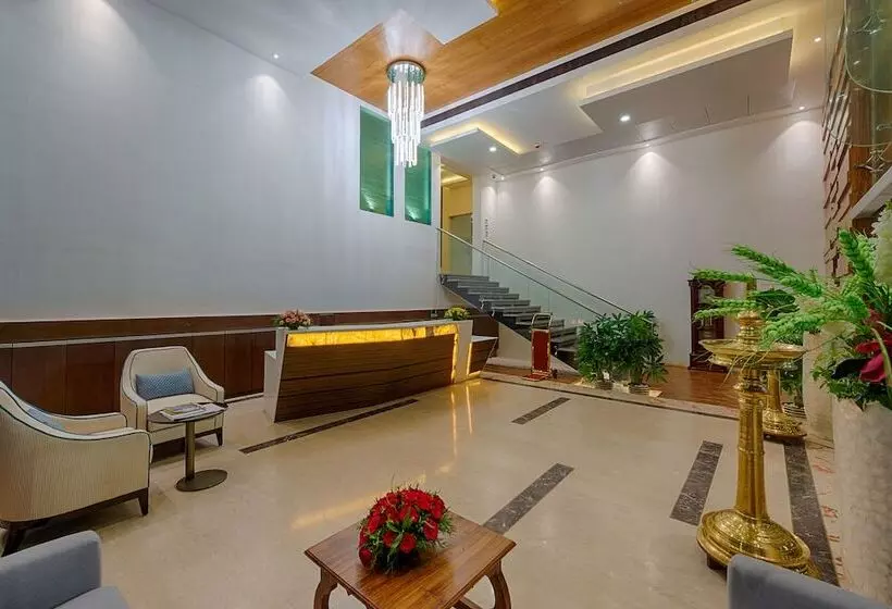 Hotelli Lance International