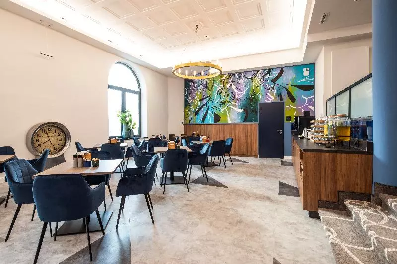 Hotelli Holiday Inn   The Niu, Rig Lübeck, An Ihg